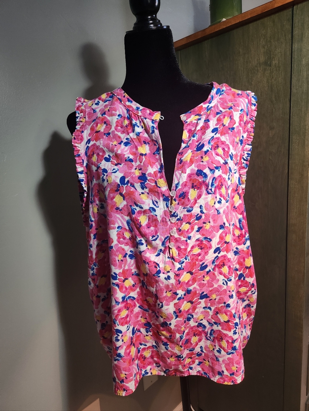 Pink Floral Sleeveless Women’s Top
